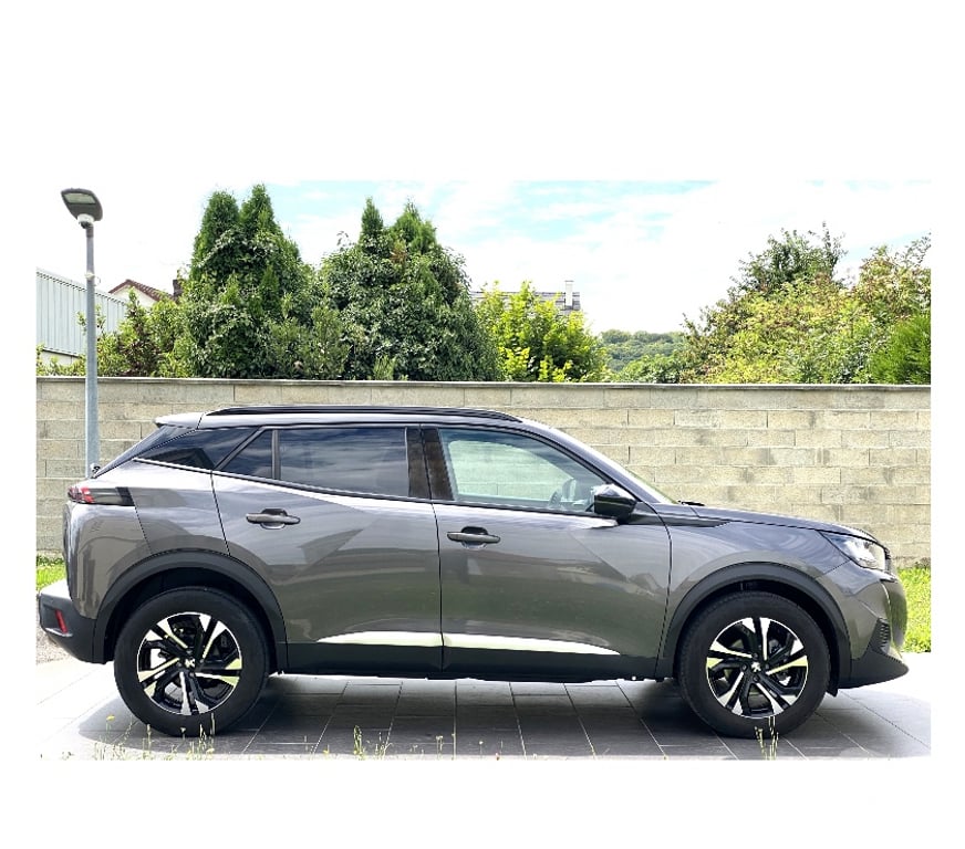 Voiture d'occasion Oise Nogent sur Oise - 60180 - Photos Vivastreet PEUGEOT 2008 ALLURE 130 CH ESSENCE BVM6 AN 2023 8620 KM