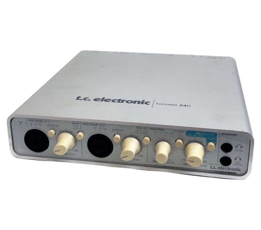 Instruments de musique Bas-Rhin Mommenheim - 67670 - Photos Vivastreet TC Electronic konnekt 24d Interface Audio-Emballée