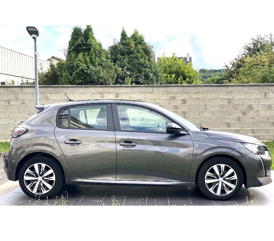 Voiture d'occasion Oise Nogent sur Oise - 60180 - Photos Vivastreet PEUGEOT 208 ACTIVE PACK 75CH AN 05 2023 6820 KM