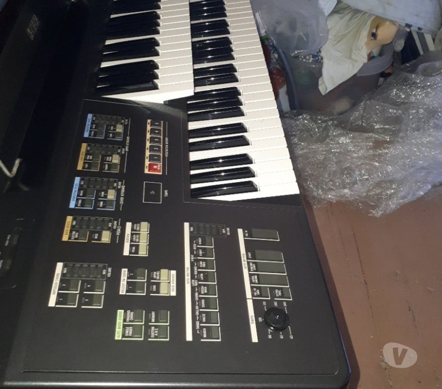 Instruments de musique Bouches-du-Rhône Aubagne - 13400 - Photos Vivastreet Orgue Yamaha ME 35 peu servi état neuf