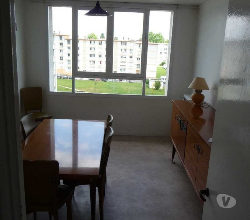 Appartement meublé Gironde Merignac - 33700 - Photos Vivastreet Mérignac F2 de 40m² limite Pessac