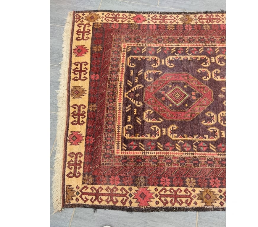 Décoration - art Vendée Soullans - 85300 - Photos Vivastreet Tapis laine en bon état