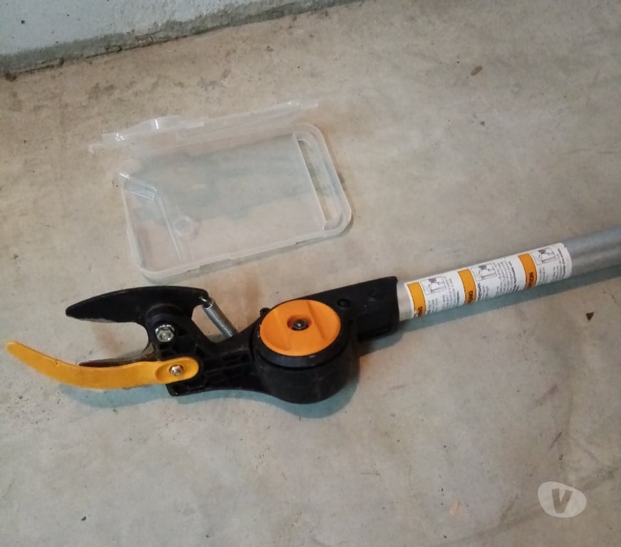  Ille-et-Vilaine Betton - 35830 - Photos Vivastreet Lot outils élagage
