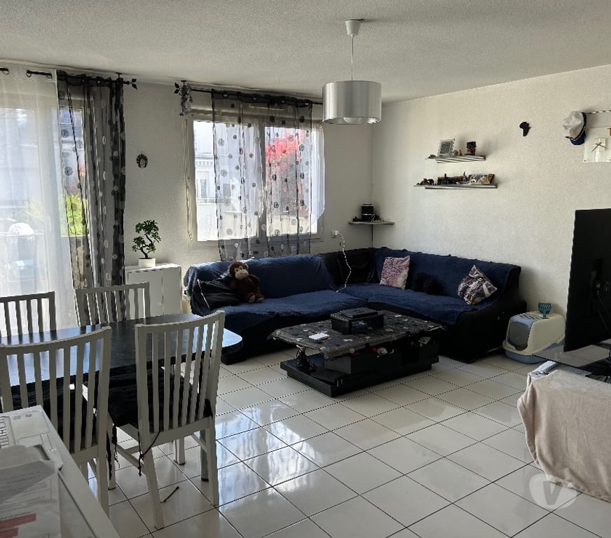 Appartements à vendre Isère Grenoble - Photos Vivastreet Triplex dans résidence sécurisée