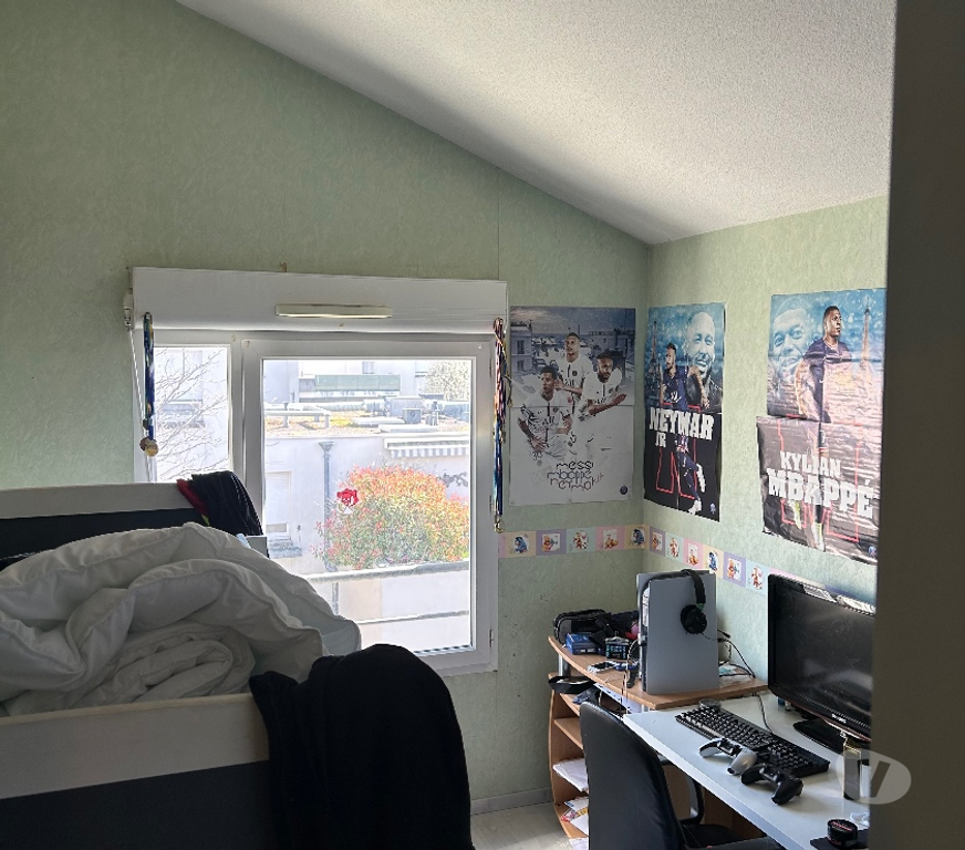 Appartements à vendre Isère Grenoble - Photos Vivastreet Triplex dans résidence sécurisée