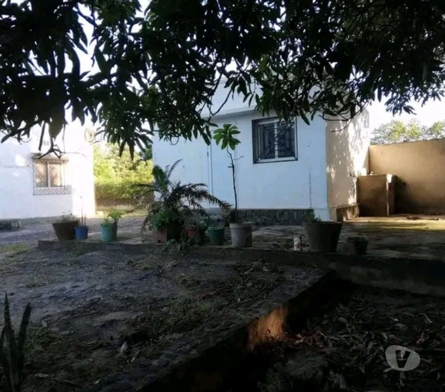 Vente Maison Madagascar - Photos Vivastreet 🏠 MAGNIFIQUE DOMAINE AU PK11, route Ramena 🌊🏖️