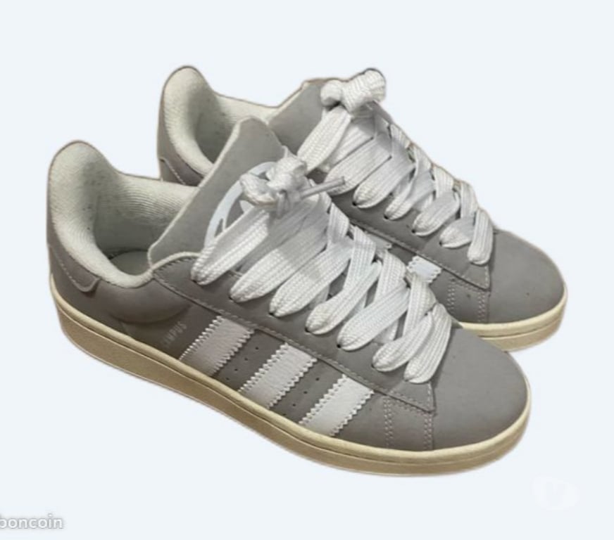 Chaussures Ille-et-Vilaine Mezieres sur Couesnon - 35140 - Photos Vivastreet Basket adidas campus
