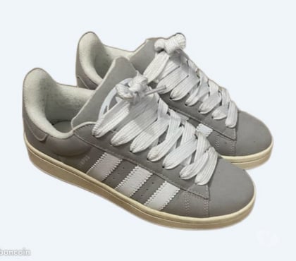 Chaussures Mezieres sur Couesnon Ille-et-Vilaine - Photos Vivastreet Basket adidas campus