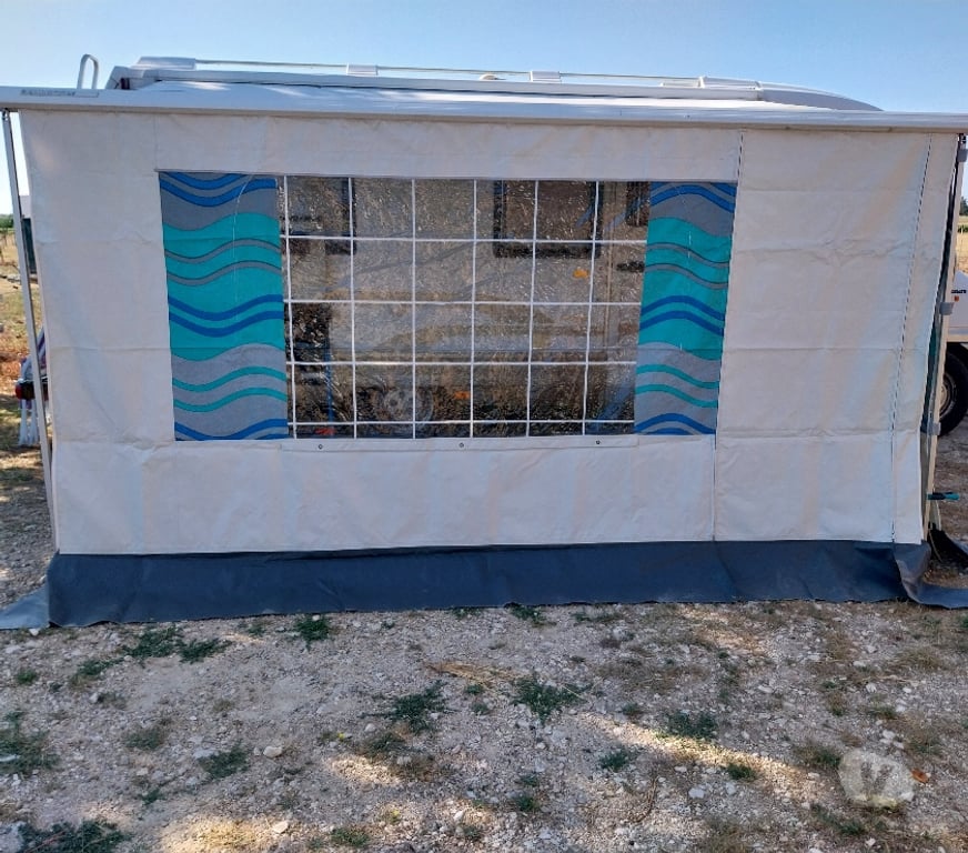Equipements - Services Gard Bouillargues - 30230 - Photos Vivastreet A VENDRE AUVENT CAMPING CAR