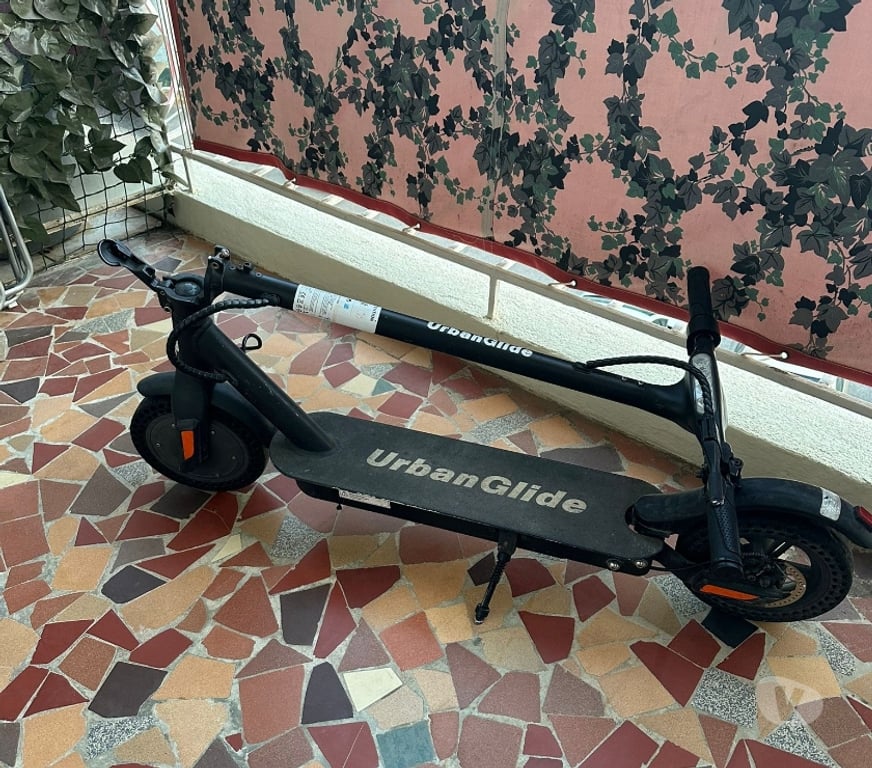 Matériel de sport Alpes-Maritimes Nice - Photos Vivastreet Trottinette électrique UrbanGlide 100 Pro 2