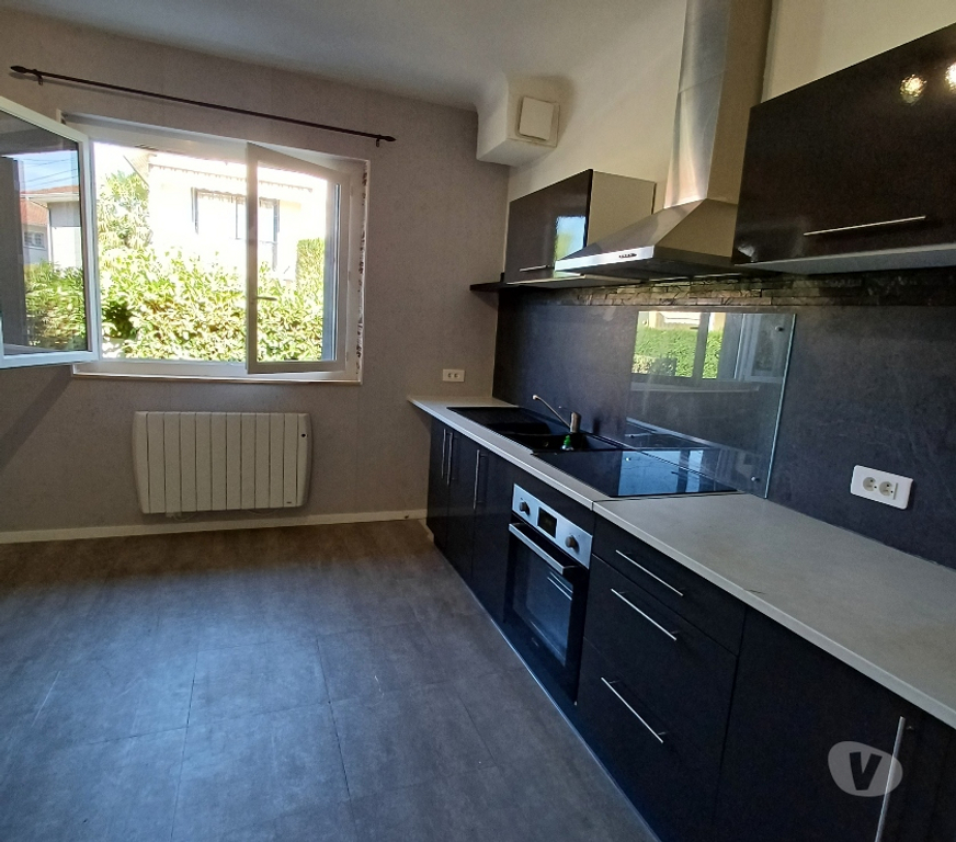 Location maison Hautes-Pyrénées Tarbes - 65000 - Photos Vivastreet Maison F4 à Tarbes