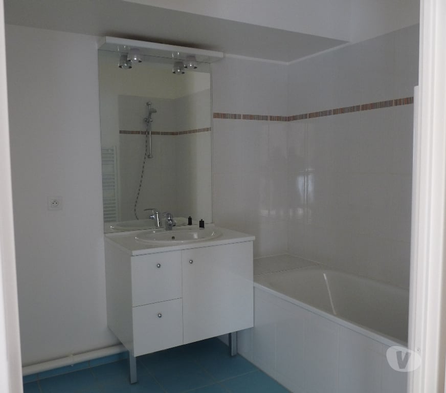 Location appartement Hauts-de-Seine Antony - 92160 - Photos Vivastreet T3 à côté RER C Antony 92160 1292€ CC