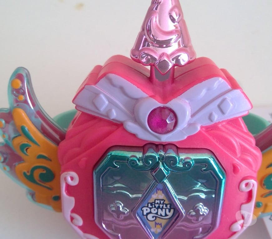 Jeux - Jouets Aveyron St Victor et Melvieu - Photos Vivastreet 11€ Boîte à musique mon Petit Poney (Hasbro)