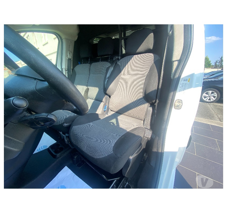 Voiture d'occasion Oise Nogent sur Oise - 60180 - Photos Vivastreet PEUGEOT PARTNER PREMIUM STANDARD PACK 1.6 BLUEHDI 82300 KM