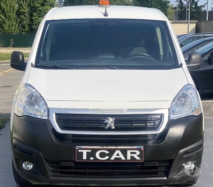 Vente voiture Nogent sur Oise Oise - Photos Vivastreet PEUGEOT PARTNER PREMIUM STANDARD PACK 1.6 BLUEHDI 82300 KM