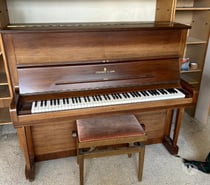 Piano droit Steinway & Sons