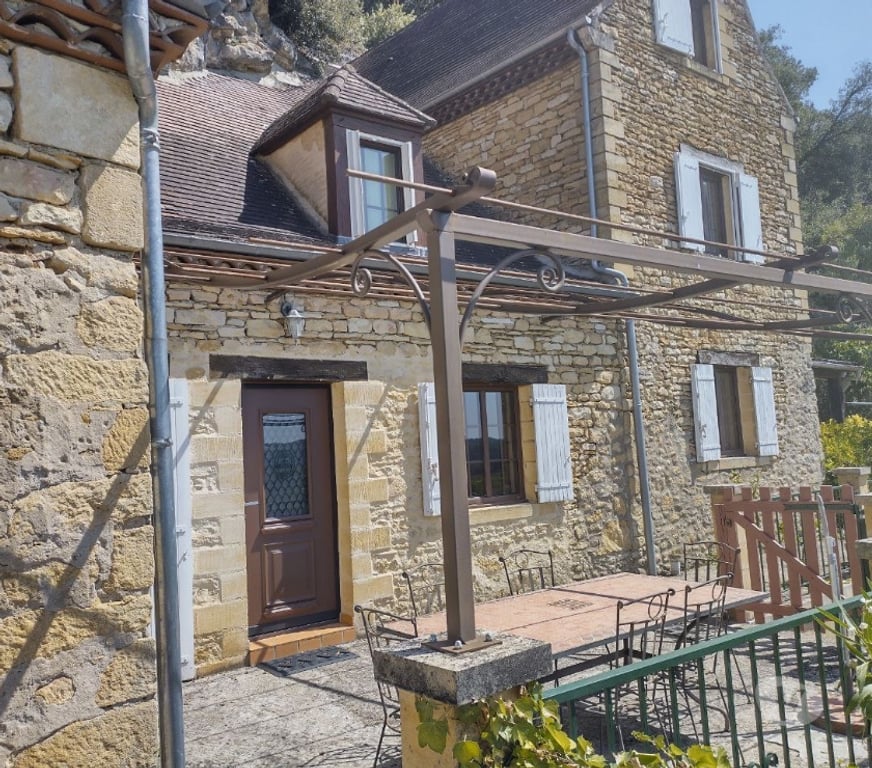 Vente Maison Dordogne La Roque Gageac - 24250 - Photos Vivastreet Maison coup de coeur semi-troglodyte à La Roque-Gageac