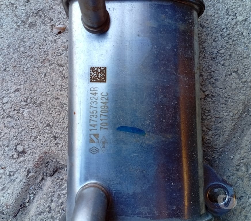 Pièces et services auto Bouches-du-Rhône Vitrolles - 13127 - Photos Vivastreet Vend refroidisseur EGR 1.5 dci Renault