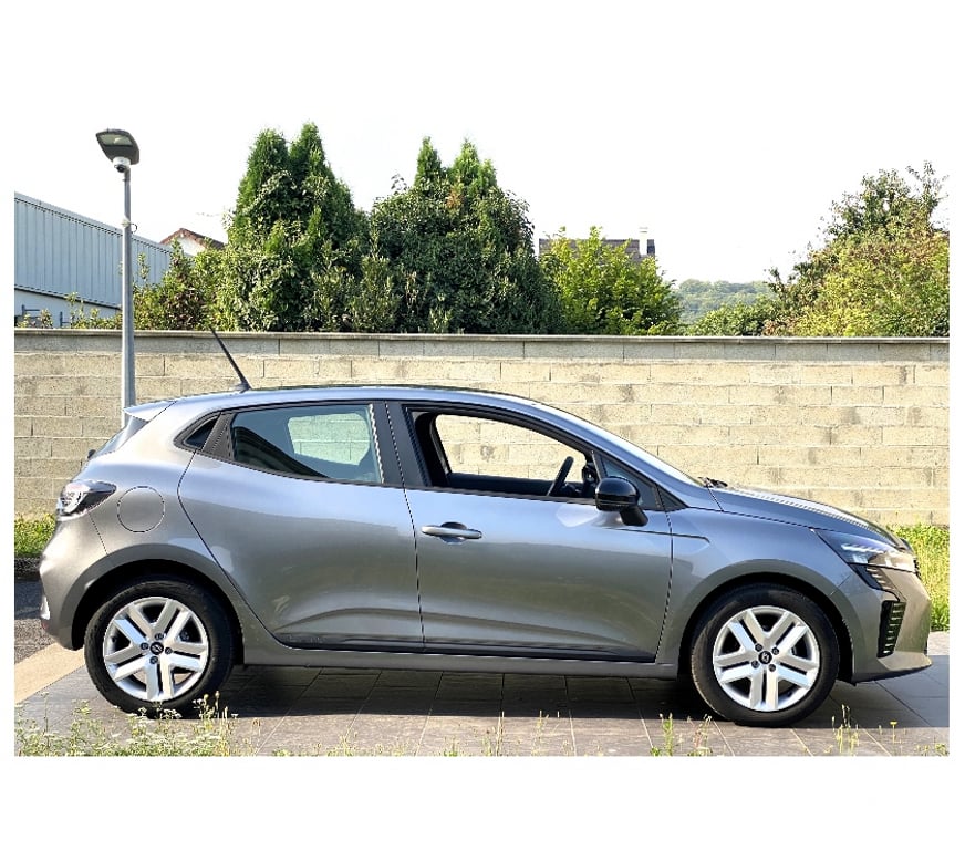Voiture d'occasion Oise Nogent sur Oise - 60180 - Photos Vivastreet RENAULT CLIO V 90 CH GSR2 EVOLUTION 13750KM AN 2024