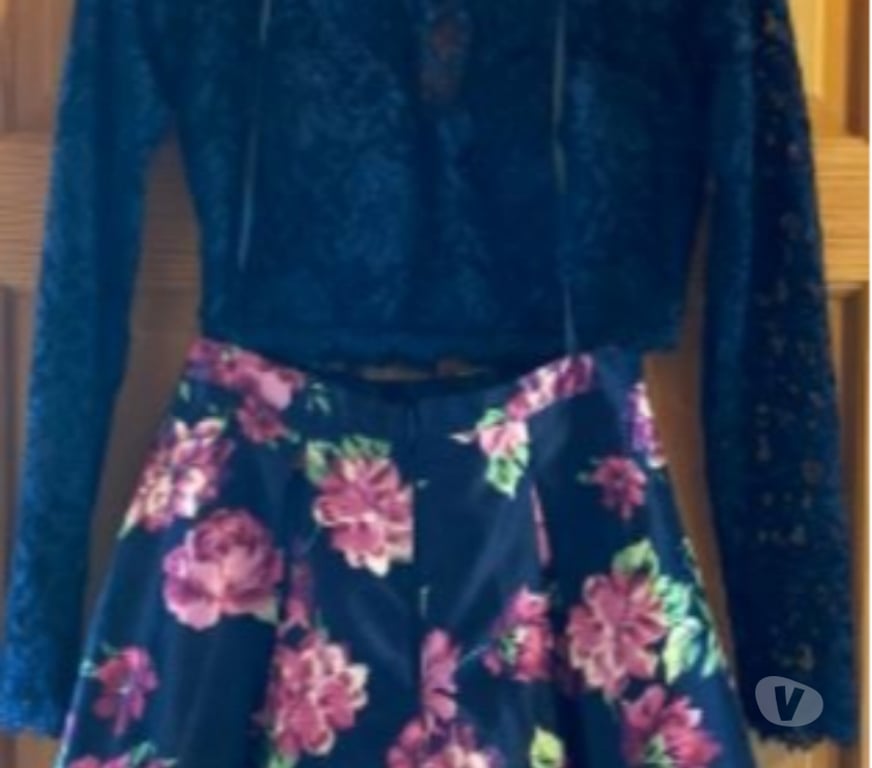 Aveyron Castelmary - 12800 - Photos Vivastreet ROBE 2 PIECES SEQUIN HEARTS
