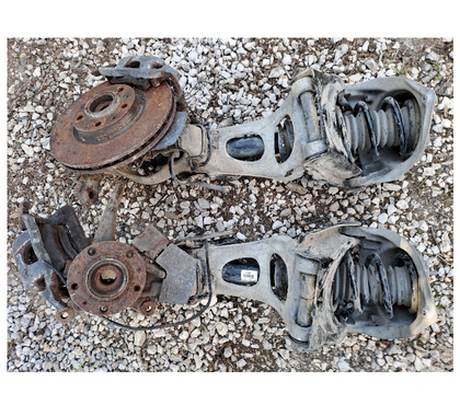 Pièces détachées auto Montceaux les Provins Seine-et-Marne - Photos Vivastreet 407 bloc amortisseur