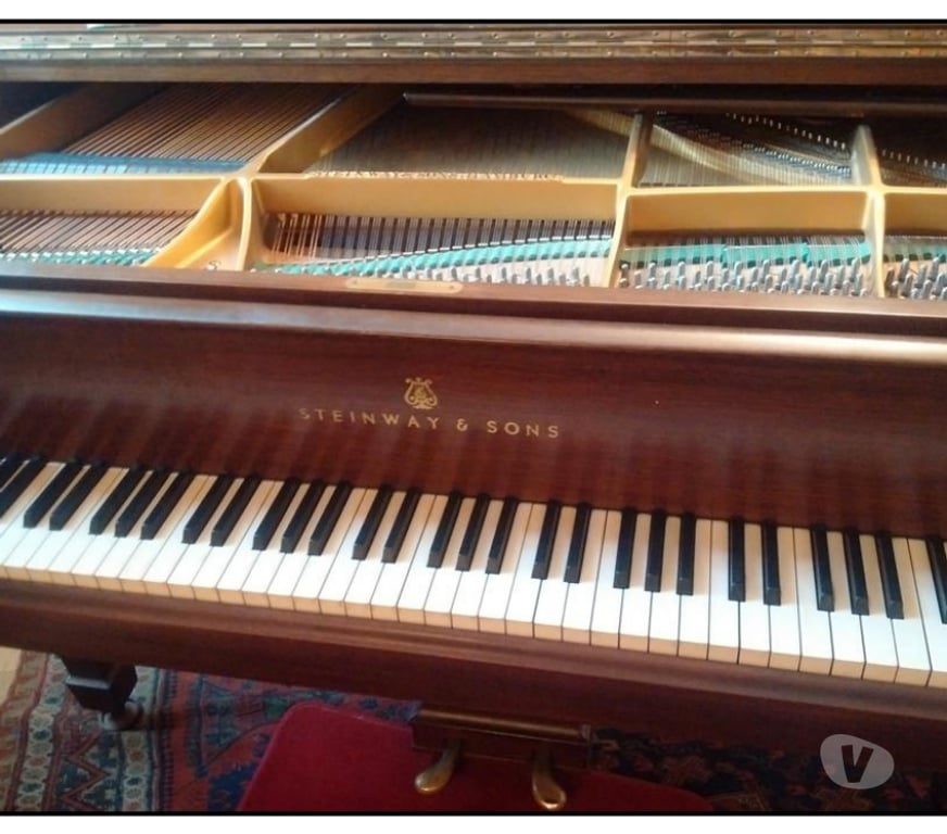 Instruments de musique Bas-Rhin Strasbourg - Photos Vivastreet Piano de prestige Steinway&sons quart de queue 155 cm, 1970