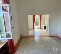 Appartement lumineux avec terrasse - quartier croix de fer