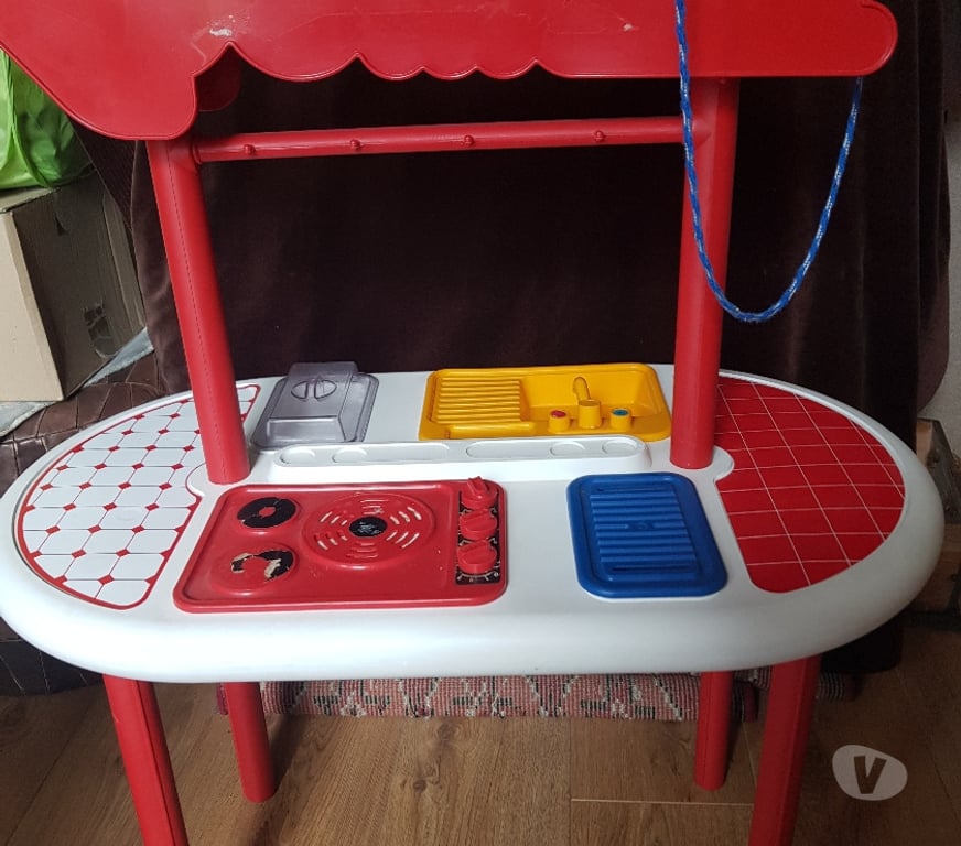 Jeux - Jouets Essonne Juvisy sur Orge - 91260 - Photos Vivastreet cuisine smoby et ses accessoires