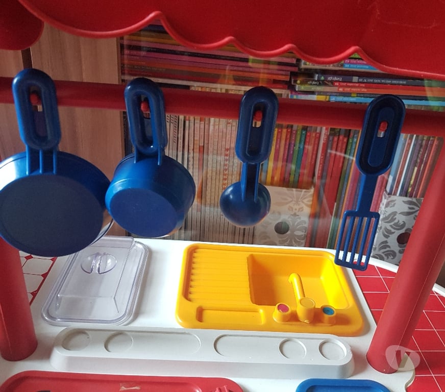 Jeux - Jouets Essonne Juvisy sur Orge - 91260 - Photos Vivastreet cuisine smoby et ses accessoires