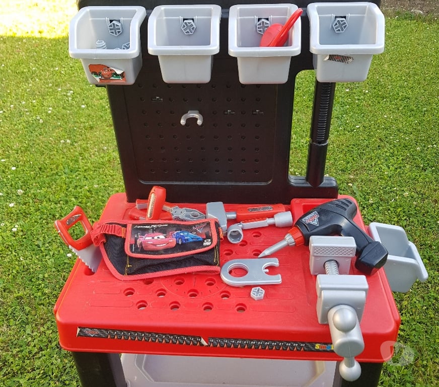Jeux - Jouets Essonne Juvisy sur Orge - 91260 - Photos Vivastreet établi "cars" enfant et accessoires