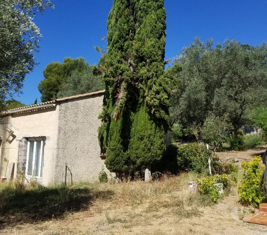 Vente Maison Var Draguignan - Photos Vivastreet lot de 2 maisons + terrain avec piscine à rénover