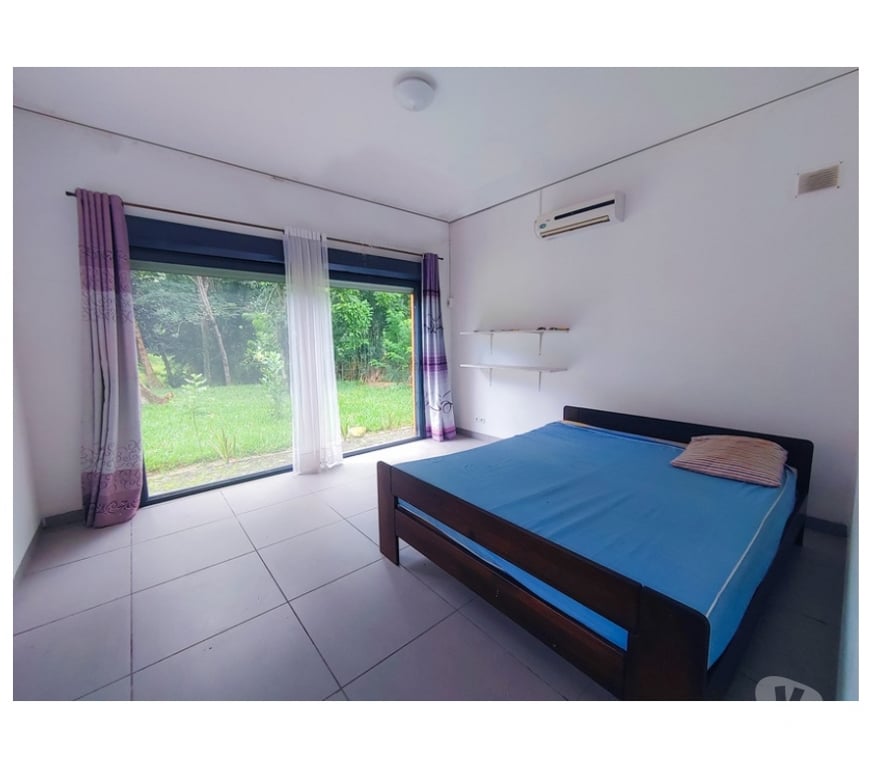 Vente Maison Madagascar - Photos Vivastreet Mahambo villa meublée, bord de la mer, accessible, 9500m2