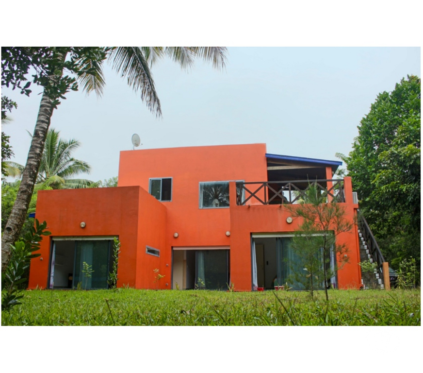 Vente Maison Madagascar - Photos Vivastreet Mahambo villa meublée, bord de la mer, accessible, 9500m2