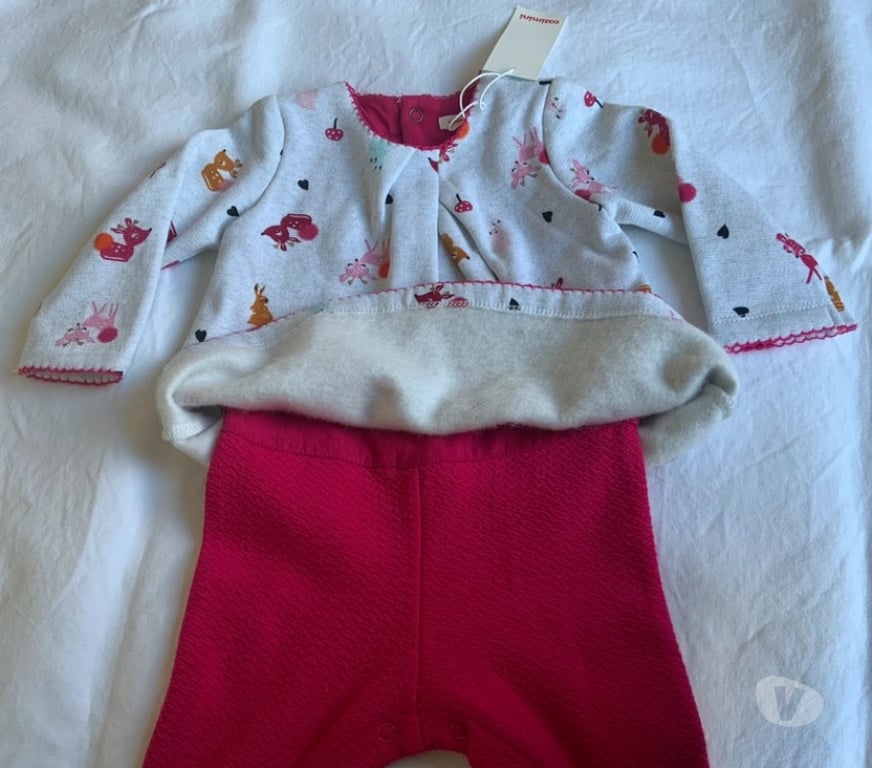 Vêtements bébés Rhône Caluire et Cuire - 69300 - Photos Vivastreet Mon bébé est beau en CATIMINI neuf avec étiquette