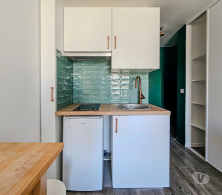 Appartement meublé Hauts-de-Seine Courbevoie - 92400 - Photos Vivastreet Superbe studio meublé Courbevoie