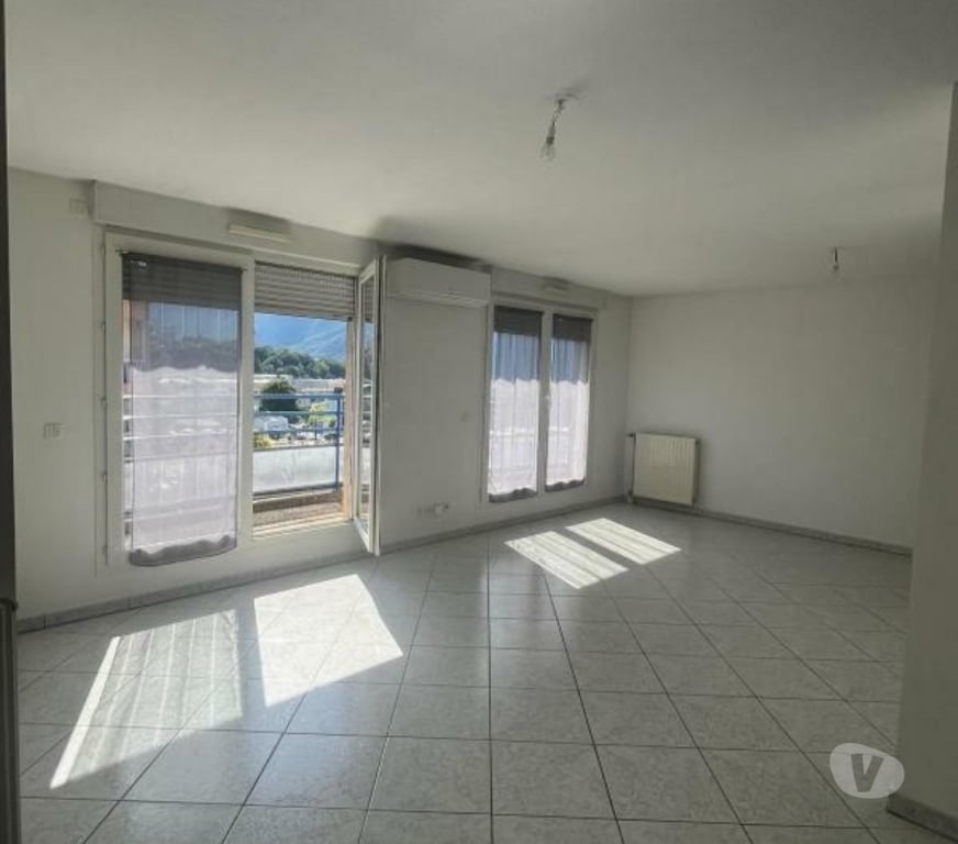 Location appartement Savoie Aix les Bains - 73100 - Photos Vivastreet Appartement 6 pièces 116 m² Aix-les-Bains