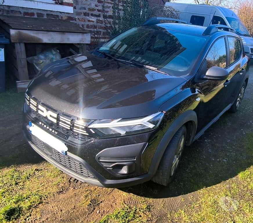 Voiture d'occasion Ille-et-Vilaine Rennes - Photos Vivastreet Dacia Sandero Stepway 1.0 TCe 90 – 2023 – 65 200 km
