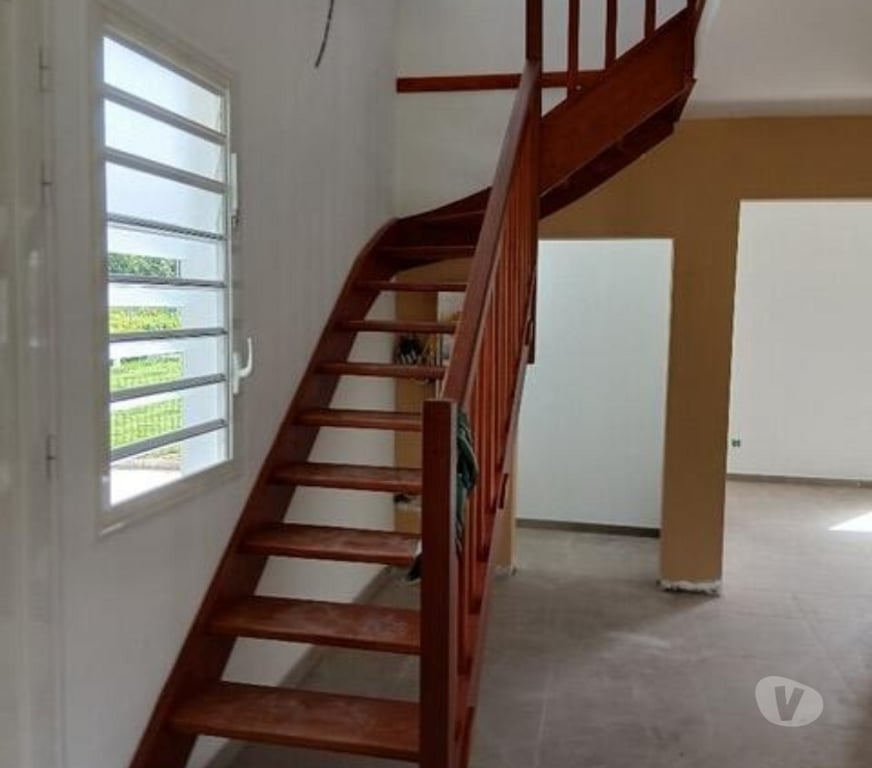 Location maison Martinique Les Trois Ilets - 97229 - Photos Vivastreet Villa T4 piscine à l’Anse à l’Âne