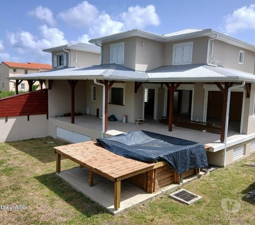 Location maison Martinique Les Trois Ilets - 97229 - Photos Vivastreet Villa T4 piscine à l’Anse à l’Âne
