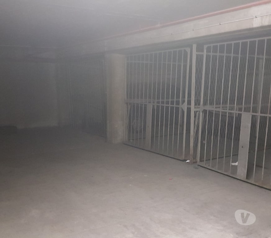 Vente Parking Paris Paris 18ème ardt - 75018 - Photos Vivastreet BOX INDIVIDUEL FERME PARIS INTRA-MUROS