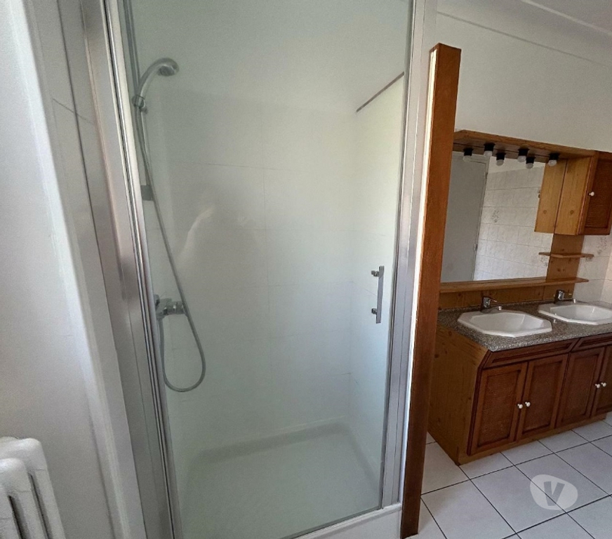 Location maison Isère Eybens - 38320 - Photos Vivastreet Maison 5 pièces 136 m² 38320 Eybens