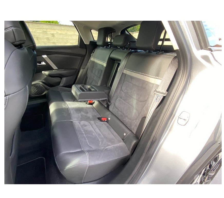 Voiture d'occasion Oise Nogent sur Oise - 60180 - Photos Vivastreet CITROEN C4 SHINE PACK 130CH ESSENCE AN 2023 AUTOMATIQUE 8