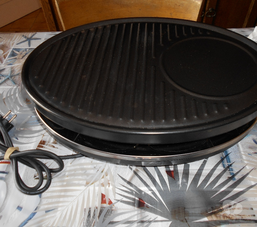 Electroménager occasion Loir-et-Cher Vendome - 41100 - Photos Vivastreet Raclette 8 personnes