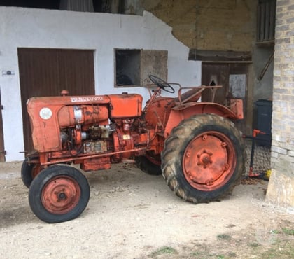 Bricolage - Jardin - Outillage L'Isle Jourdain Gers - Photos Vivastreet Tracteur Vendeuvre Super BM