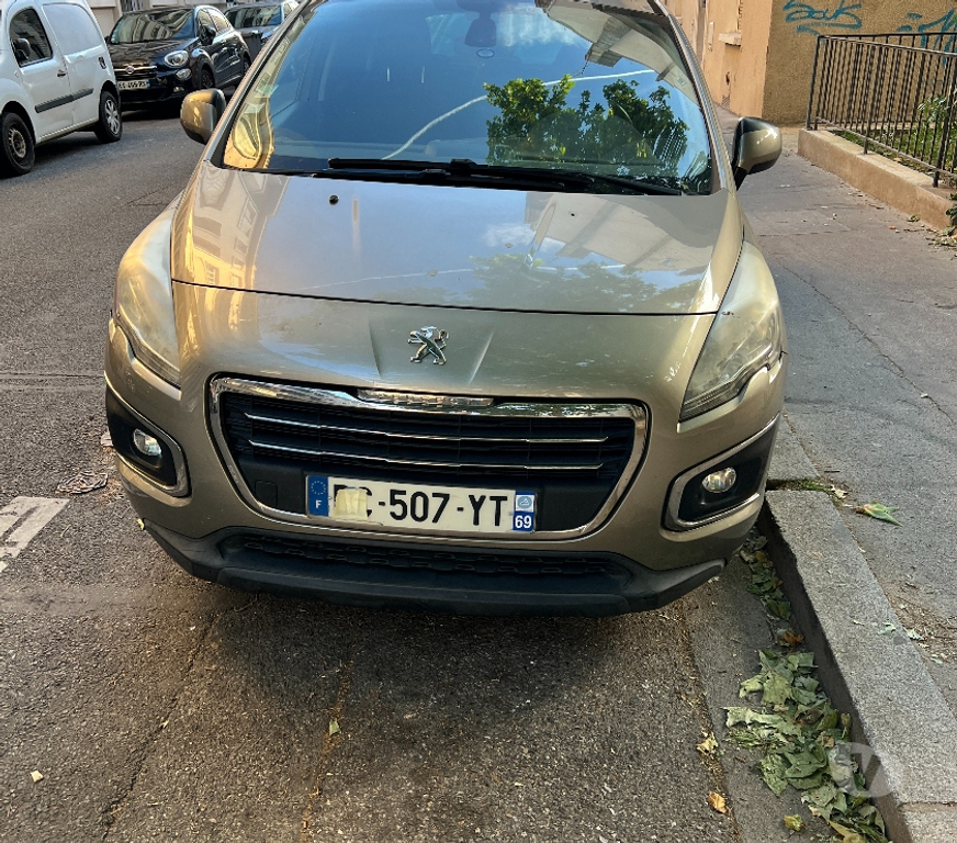 Voiture d'occasion Rhône Lyon - Photos Vivastreet Peugeot 3008 Diesel de 2014