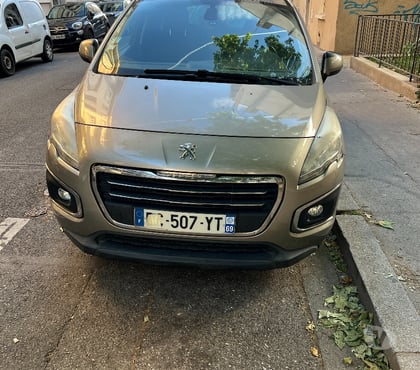 Voitures Lyon Lyon - Photos Vivastreet Peugeot 3008 Diesel de 2014