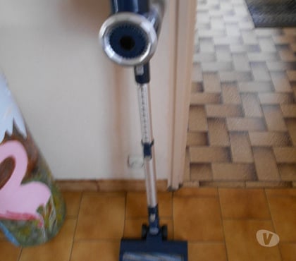 Electroménager occasion Vendome Loir-et-Cher - Photos Vivastreet Aspirateur balai