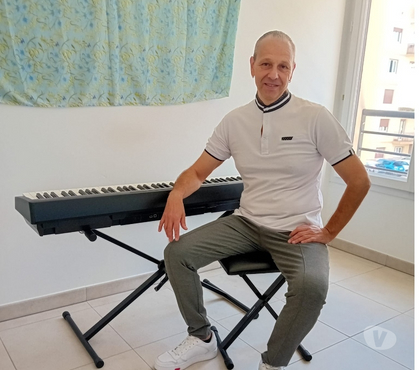 Musique - Théâtre - Danse St Laurent du Var Alpes-Maritimes - Photos Vivastreet Cours de piano pour tous publics (avec réduction d'impôts)