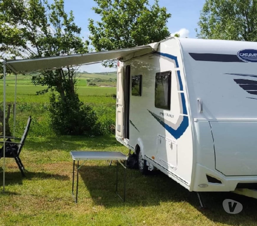 Caravane d'occasion Var Regusse - 83630 - Photos Vivastreet Caravane Caravelair Alba Style 466 Family