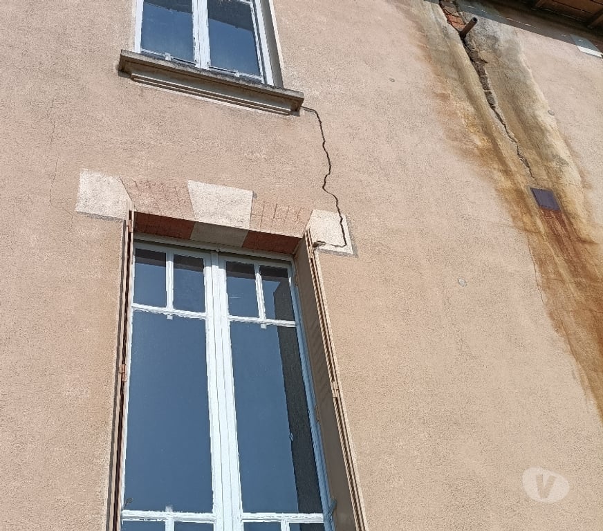 Vente Maison Puy-de-Dôme Giat - 63620 - Photos Vivastreet Maison à rénover entièrement